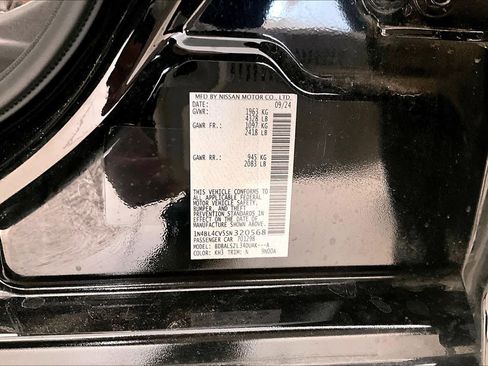 Used 2025 Nissan Altima 2.5 SR w/ SR Premium Package FWD image 32