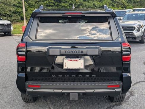 Used 2026 Toyota 4Runner SR5 RWD image 6