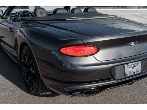 Used 2024 Bentley Continental GT Speed image 11