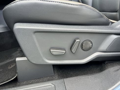 New 2025 Ford Bronco Outer Banks image 14