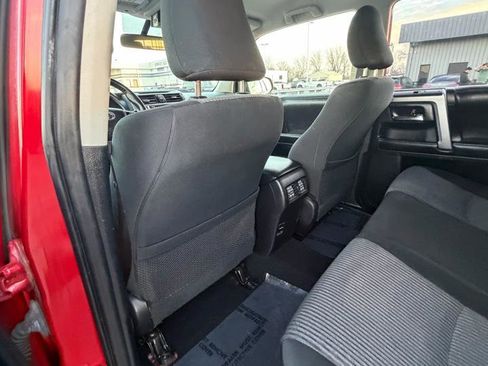 Used 2015 Toyota 4Runner SR5 image 37