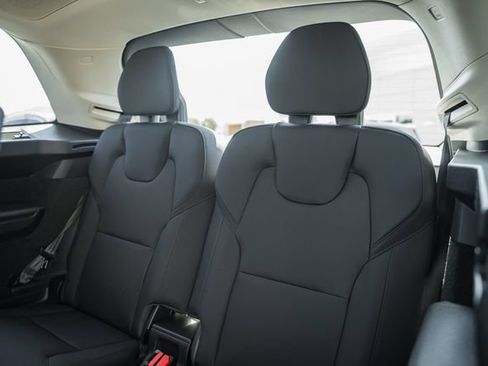 New 2027 Volvo XC90 B6 Plus AWD/4WD image 35