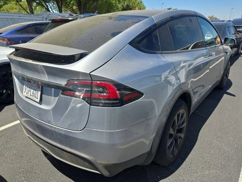 Used 2025 Tesla Model X AWD/4WD image 2