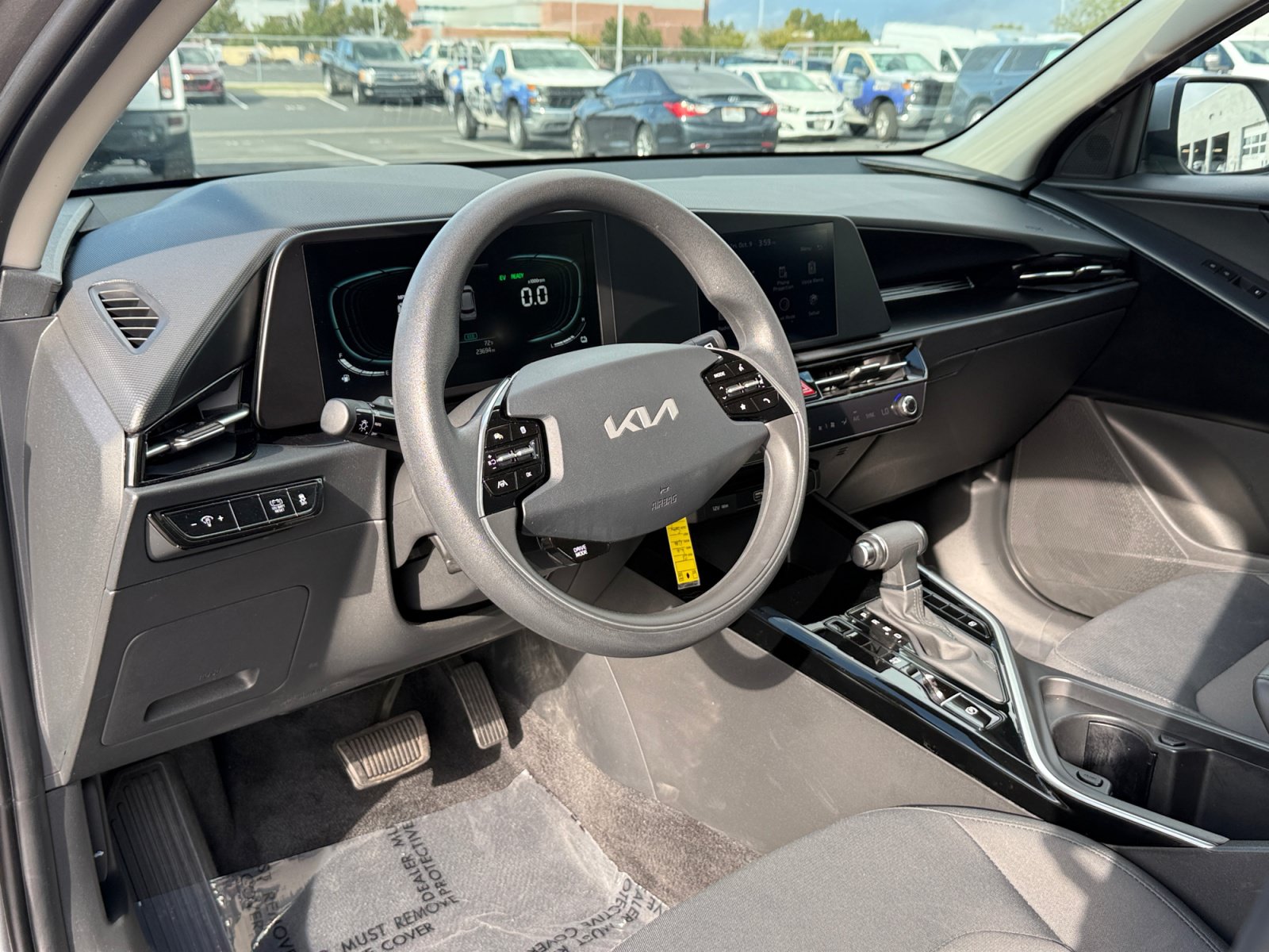 Used 2025 Kia Niro LX FWD image 10