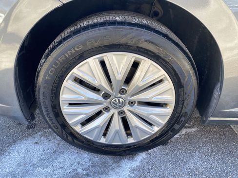 Used 2019 Volkswagen Jetta S FWD image 11