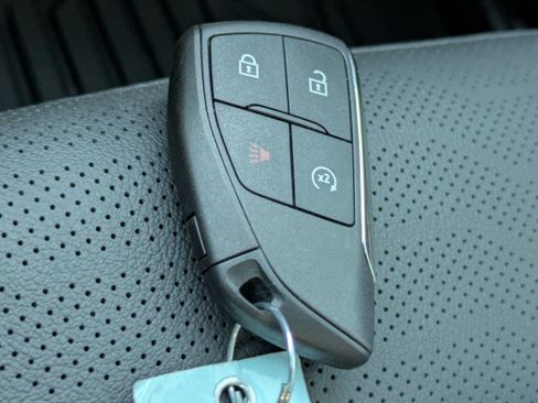 Certified 2025 Chevrolet Colorado Z71 w/ Technology Package image 33