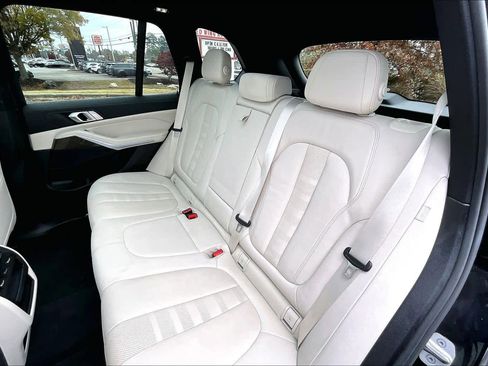 Used 2022 BMW X5 xDrive45e w/ Luxury Seating Package image 20
