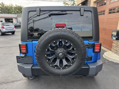 Used 2014 Jeep Wrangler Sport AWD/4WD image 5