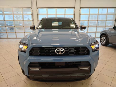 New 2026 Toyota 4Runner TRD Off-Road Premium w/ Tow Technology Package AWD/4WD image 7