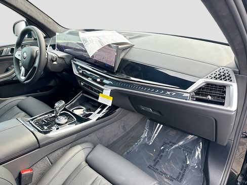New 2026 BMW ALPINA XB7 AWD/4WD image 15