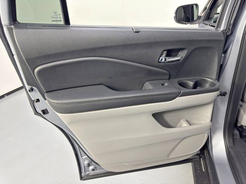 Used 2021 Honda Pilot Special Edition image 44