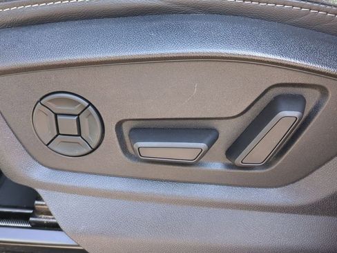 Used 2019 Audi Q8 Premium Plus w/ Premium Plus image 20