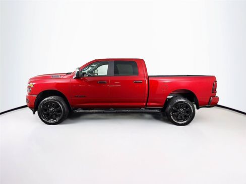 Used 2026 RAM 2500 Big Horn AWD/4WD image 8