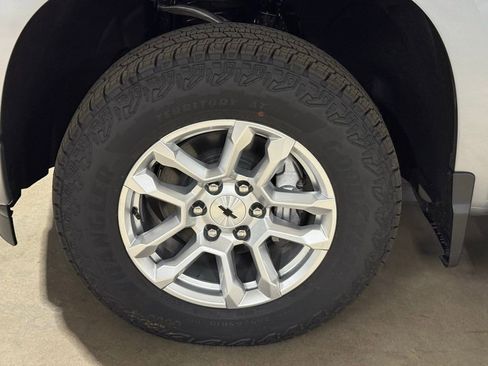 New 2026 Chevrolet Silverado 1500 RST image 9