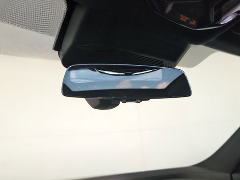 New 2026 BMW 740i image 17