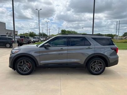 New 2026 Ford Explorer ST w/ Sun And Sound Package