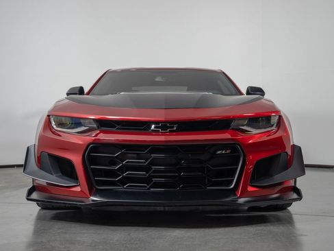 Used 2018 Chevrolet Camaro ZL1 RWD image 14