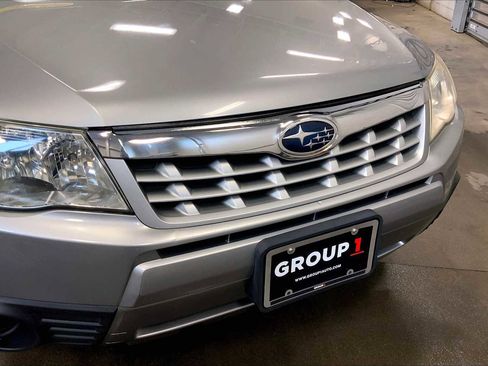 Used 2011 Subaru Forester 2.5X Premium w/ All-Weather Pkg AWD/4WD image 31