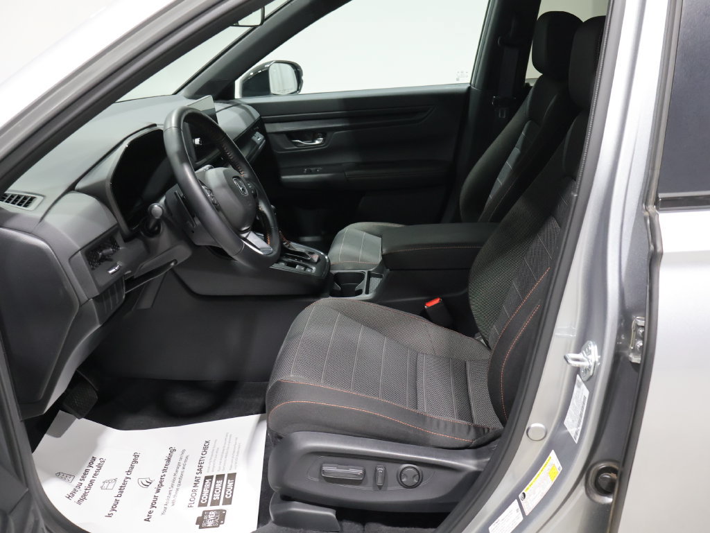 Used 2026 Honda CR-V Sport image 11