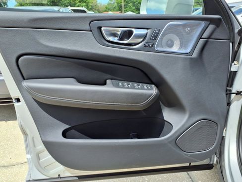 Certified 2023 Volvo XC60 B5 Ultimate AWD/4WD image 20