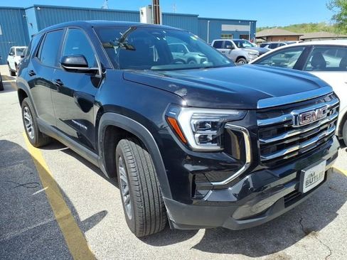 Used 2026 GMC Terrain Elevation image 2