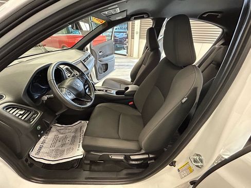 Used 2021 Honda HR-V Sport image 55