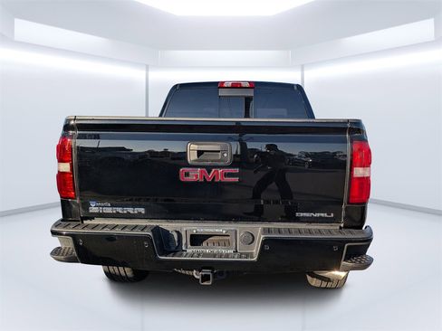 Used 2015 GMC Sierra 1500 Denali w/ Driver Alert Package image 4