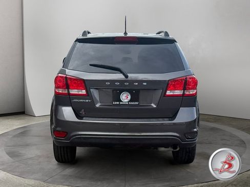 Used 2019 Dodge Journey SE w/ Blacktop Package image 6
