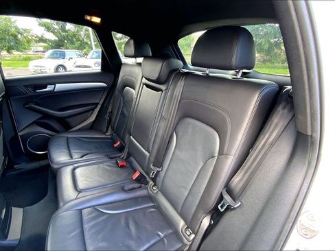 Used 2017 Audi Q5 2.0T Premium Plus w/ Technology Package image 26