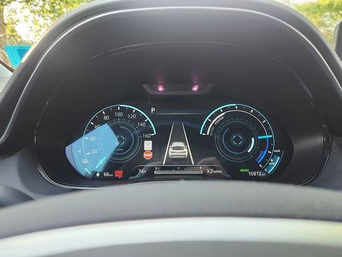 Used 2025 Genesis Electrified GV70 w/ Prestige Package AWD/4WD image 10