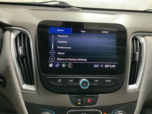 Used 2020 Chevrolet Malibu LS image 30