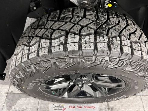New 2026 Chevrolet Silverado 1500 Custom Trail Boss AWD/4WD image 20