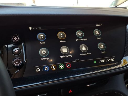 Used 2023 Buick Envision Preferred FWD image 21