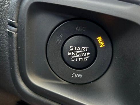 Used 2026 Jeep Wrangler Unlimited Rubicon AWD/4WD image 22
