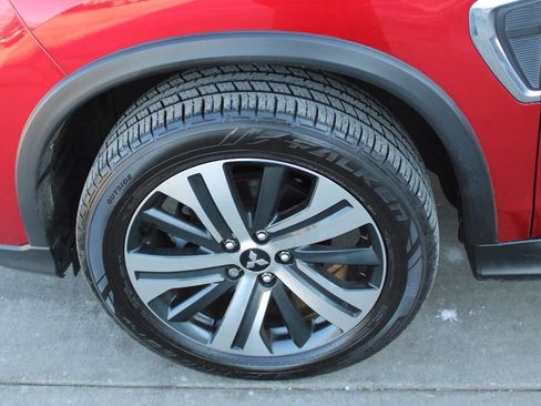 Used 2020 Mitsubishi Outlander Sport ES image 12