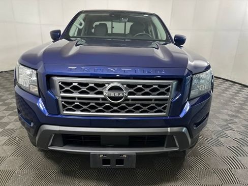 Used 2022 Nissan Frontier SV w/ Technology Package image 8