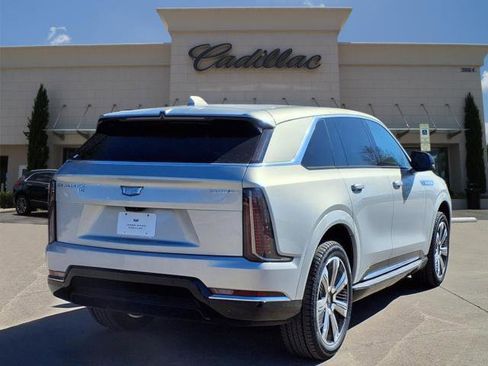 New 2025 Cadillac Escalade IQ Luxury 1 w/ Smart Trailering package AWD/4WD image 2