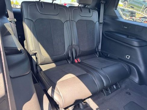 New 2025 Jeep Grand Cherokee L Altitude AWD/4WD image 6