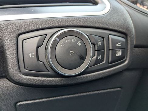 Used 2024 Ford Edge ST-Line w/ Class II Trailer Tow Package image 21