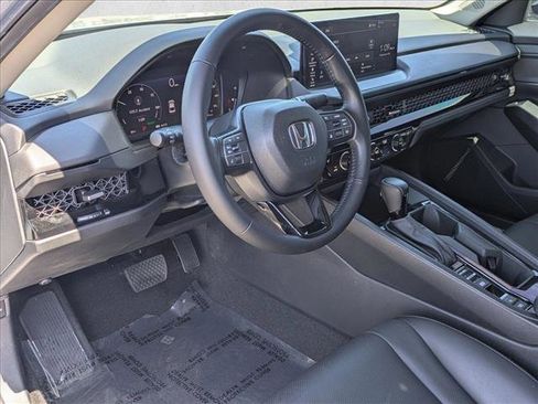 Used 2024 Honda Accord EX-L image 10