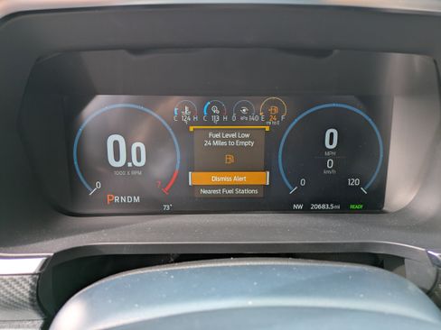 Used 2022 Ford F150 Limited image 28