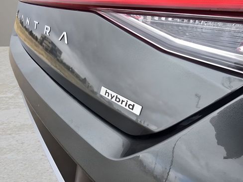 New 2026 Hyundai Elantra Limited image 10