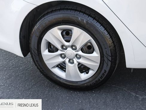 Used 2018 Kia Forte LX FWD image 8