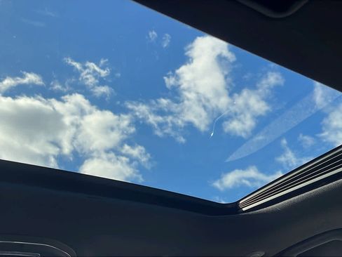 Certified 2024 Jeep Grand Cherokee L Altitude image 29