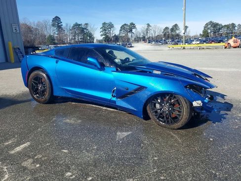 Used 2015 Chevrolet Corvette Stingray Coupe RWD image 1