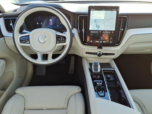 New 2026 Volvo XC60 B5 Ultra w/ Protection Package Premier image 9