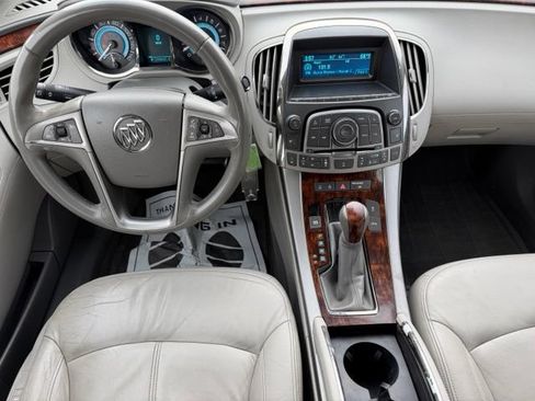 Used 2010 Buick LaCrosse CXL FWD image 3