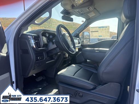 New 2026 Ford F350 Lariat w/ FX4 Off-Road Package image 9