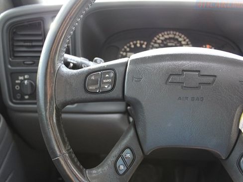 Used 2004 Chevrolet Avalanche Z71 image 20
