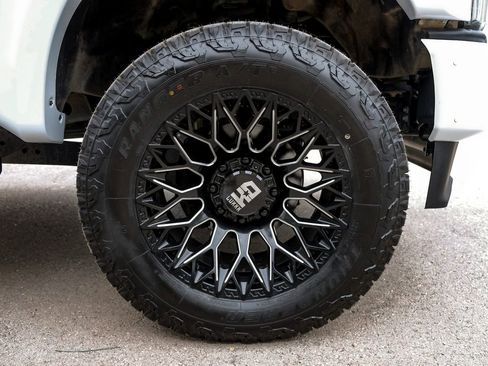 Used 2022 Ford F250 XLT w/ XLT Value Package image 53